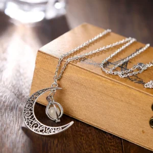 Luminous Moon Stone Healing Pendant Necklace